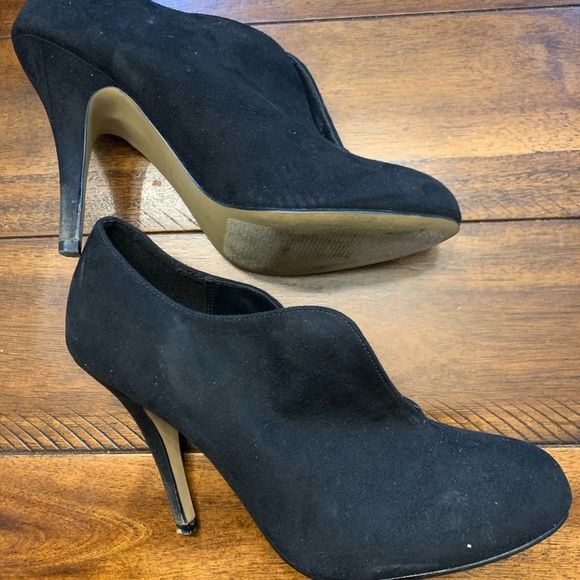 Booties - Picture 2 of 7